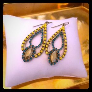 Yellow, blue and gold dangle earrings! 💛